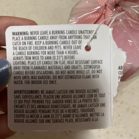 Unscented Decorative Pink Candle (BNWT) - Picture 4 of 4